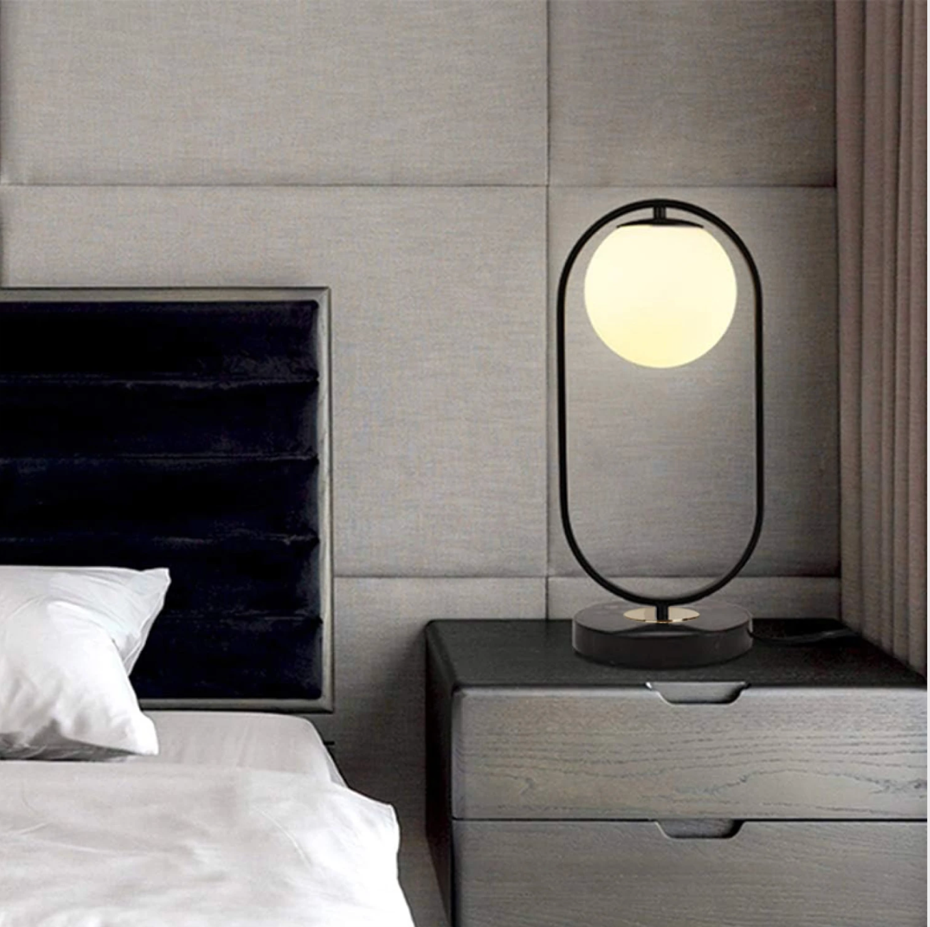 Portátil de Mesa Romina