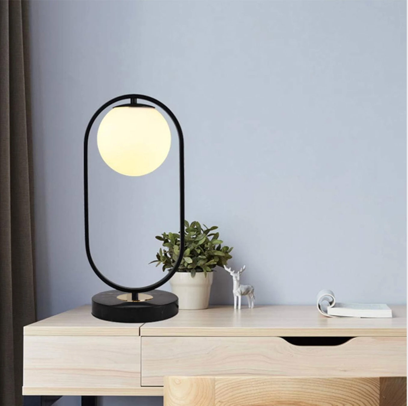 Portátil de Mesa Romina