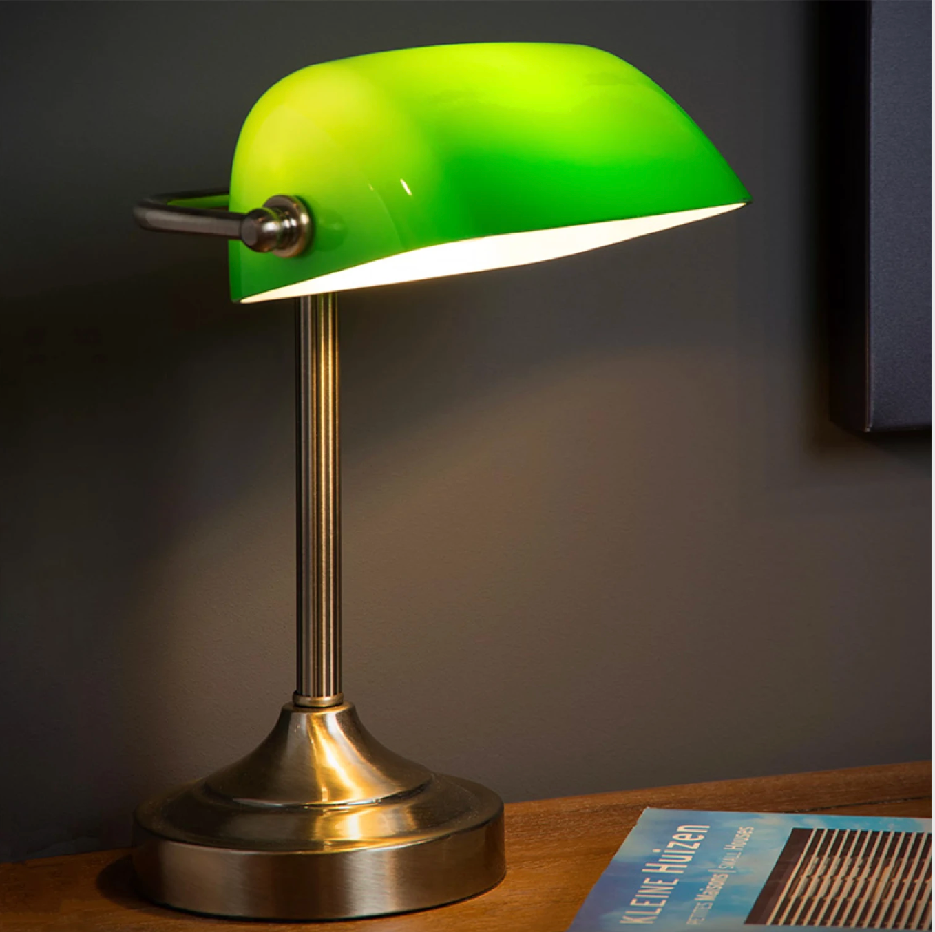 Lámpara Portátil de Mesa Lewis