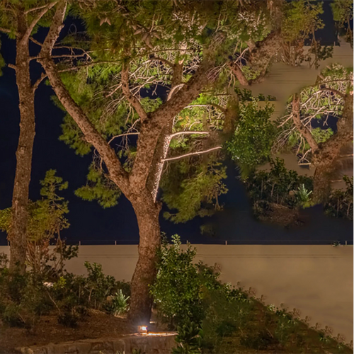 Artefacto Exterior de Piso Atenas